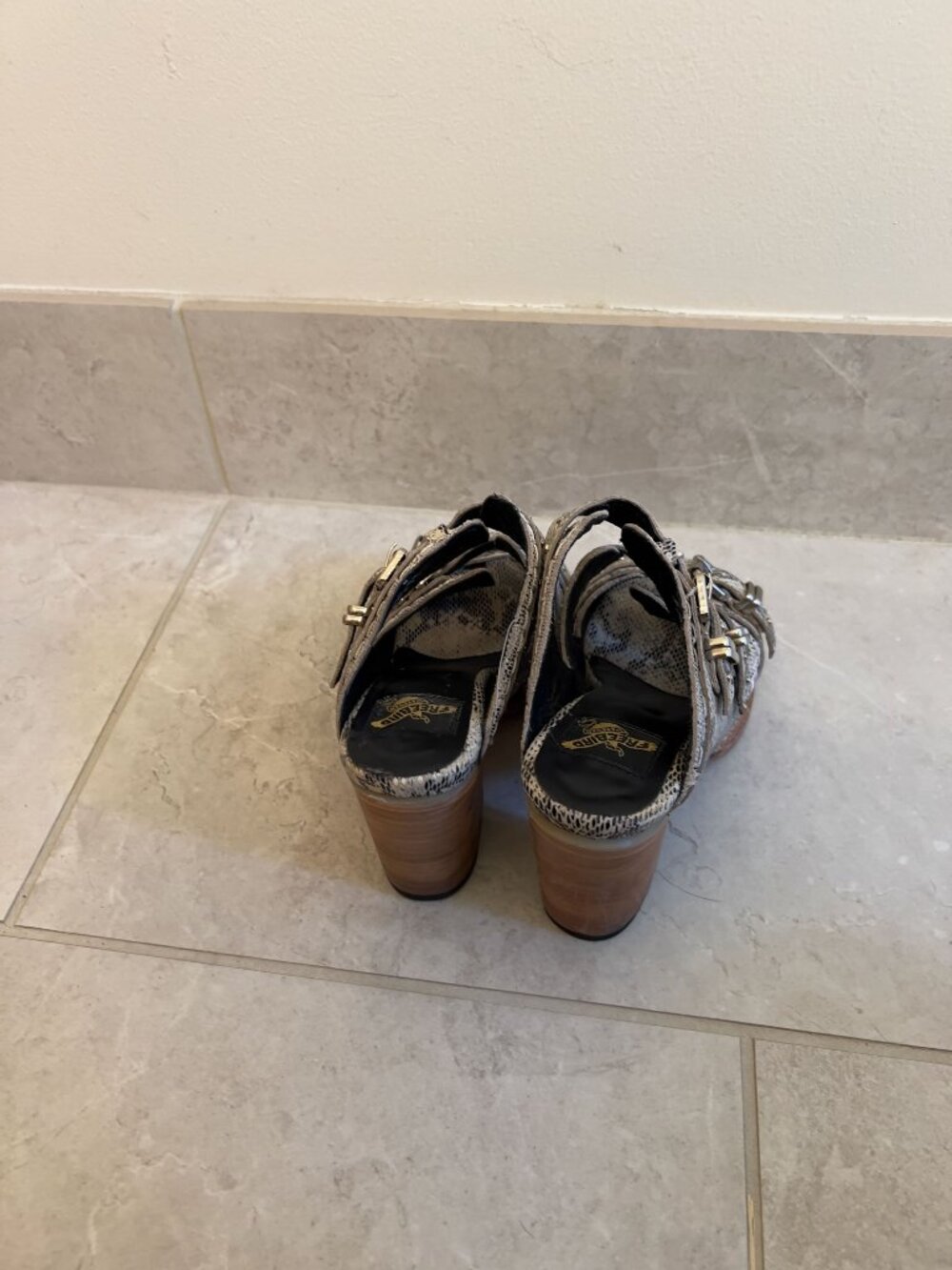 Freebird - Caitlyn - Size 7 - Picture 6 of 13